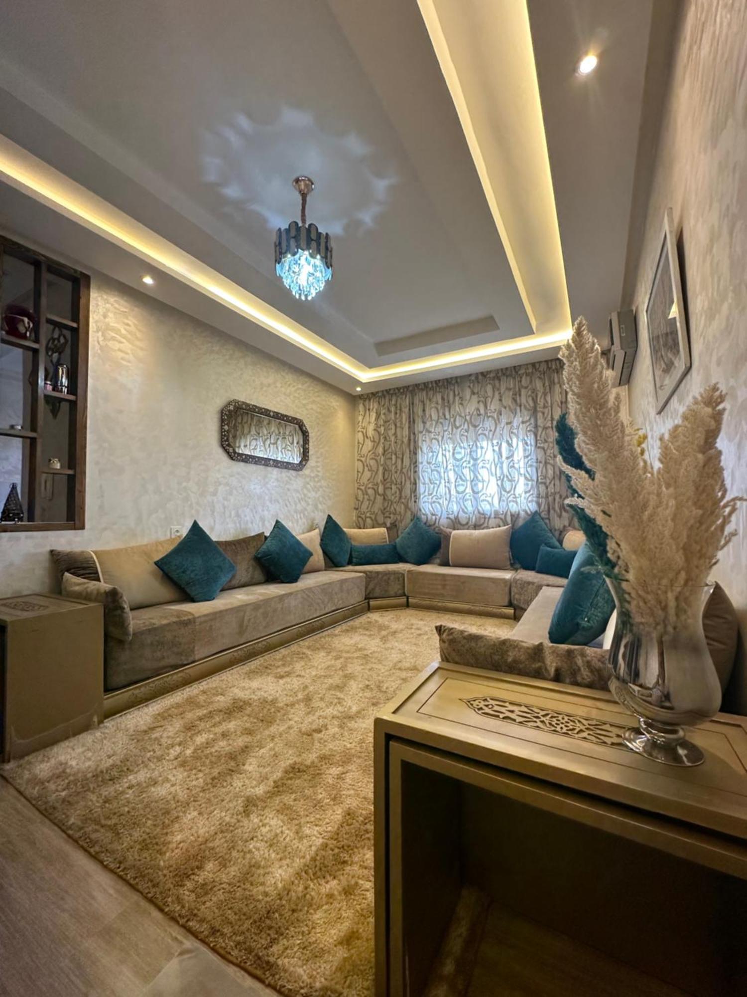 Great Near To The Airport شقة
